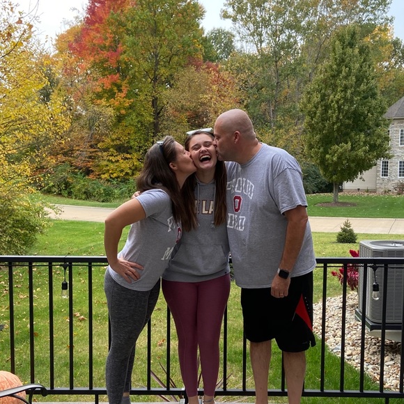 Meet your Posher, Hannah - Picture 12 of 13